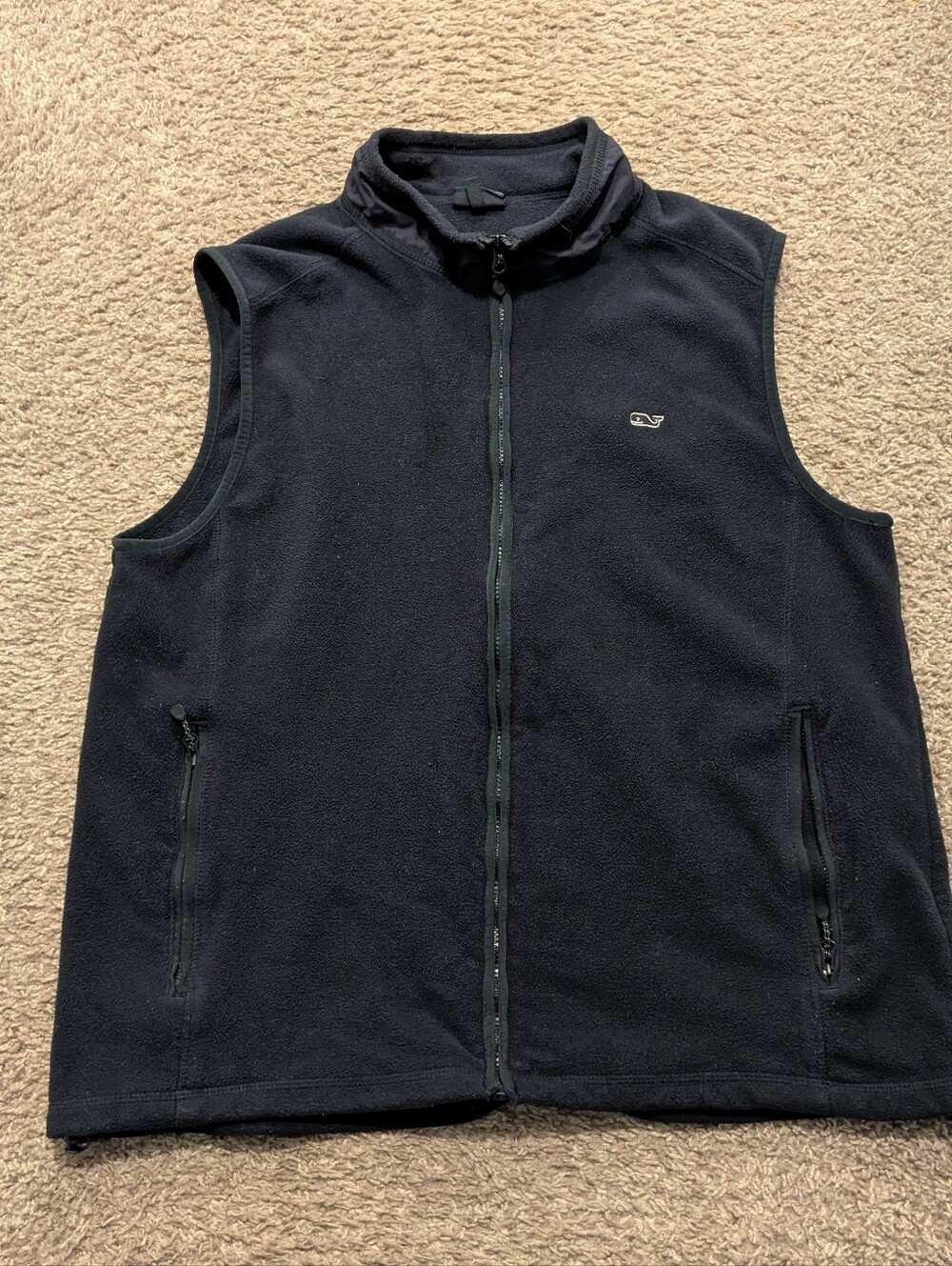 VINEYARD VINES